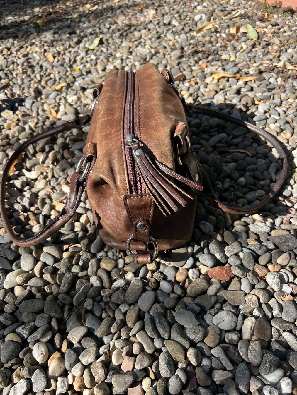 Globus Taschen für Damen: Braune Lederhandtasche, Marke Globus – Gebraucht aus Riehen von polyacrylamid 1