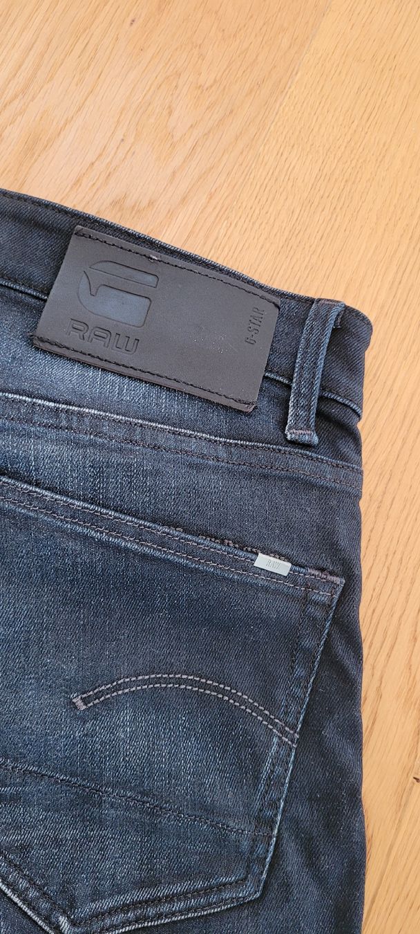 G-Star Jeans: G-Star RAW Jeans, Gr.30 32, dunkelblau – Nuovo (secondo la descrizione) da St. Gallenkappel venduto da mytimes 5
