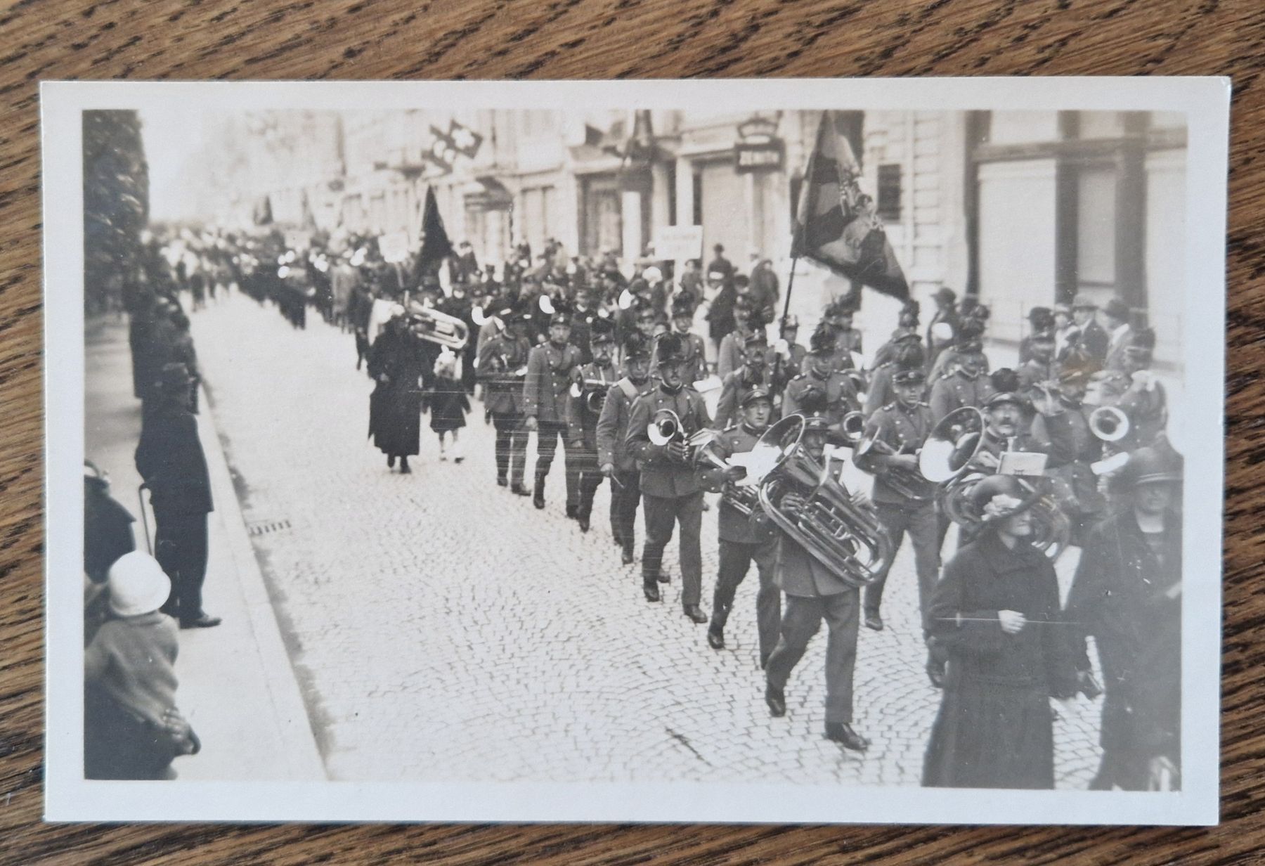 Cartes postales: Wer kennt die Musikgesellschaft? – D'occasion à Ebikon par Donar50