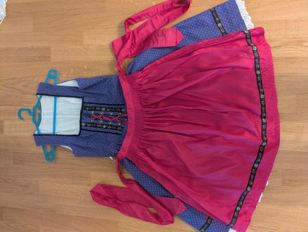Dirndl Grösse 38