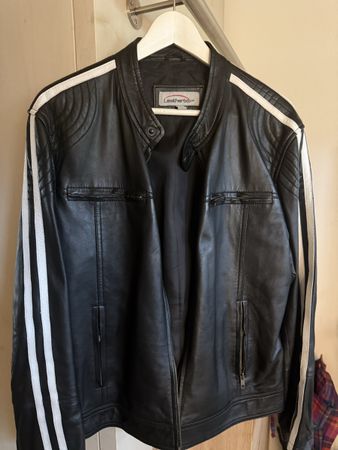 Lederjacke Herren Gr. L, schwarz/weiss – wie neu