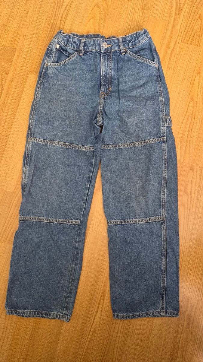 H&M Pantaloni: Baggy Jeans  – Usato da Zürich venduto da Moskitia