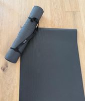 2 Fitness Matten mit Tragegurt