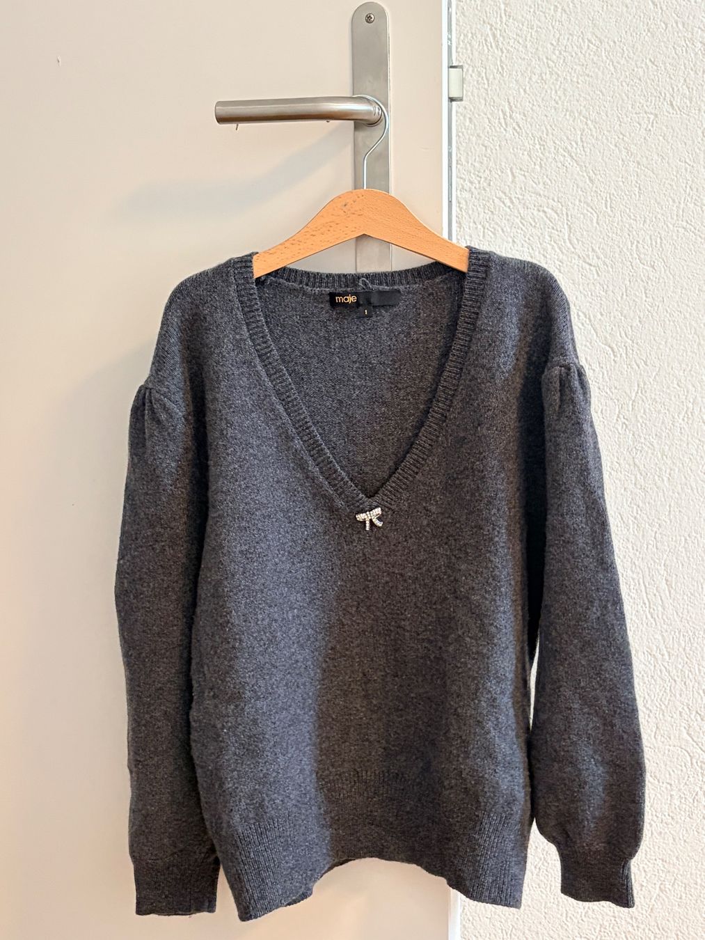 Maje Pulls & Sweat-shirts: Pull Maje comme neuf Taille 1 – D'occasion à Winterthur par Melurich