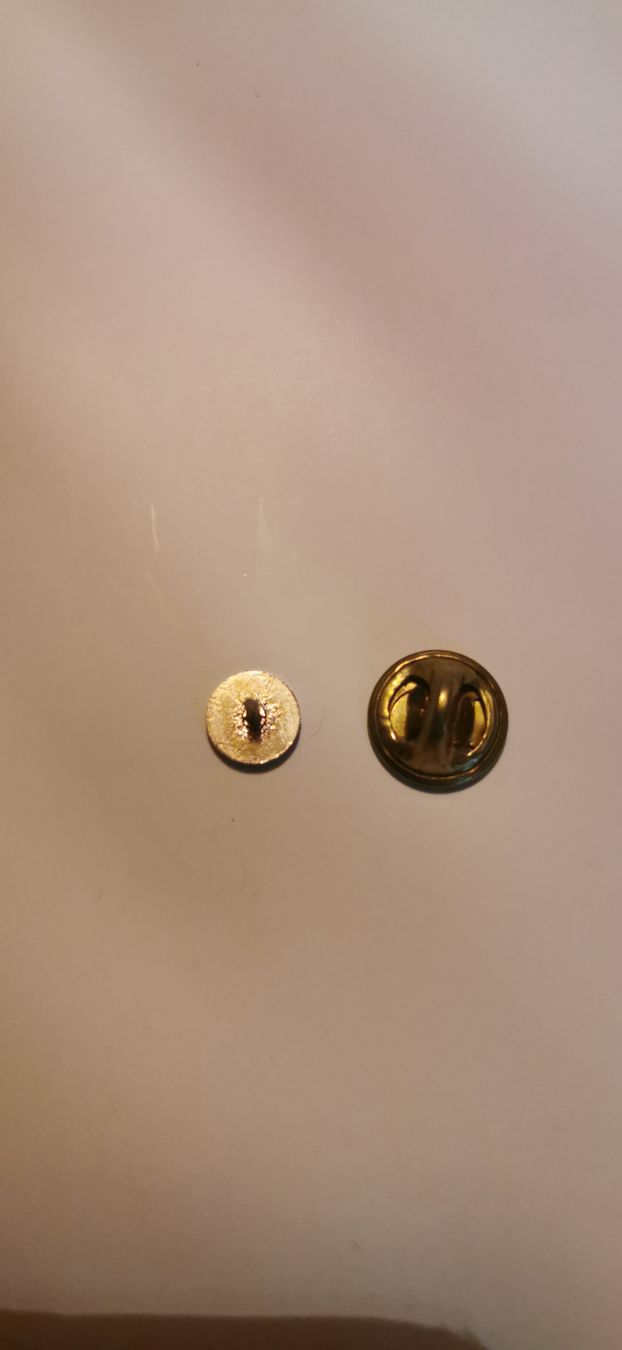 Placchette & Badge: Pin Škoda  – Usato da Genève venduto da vins50 1
