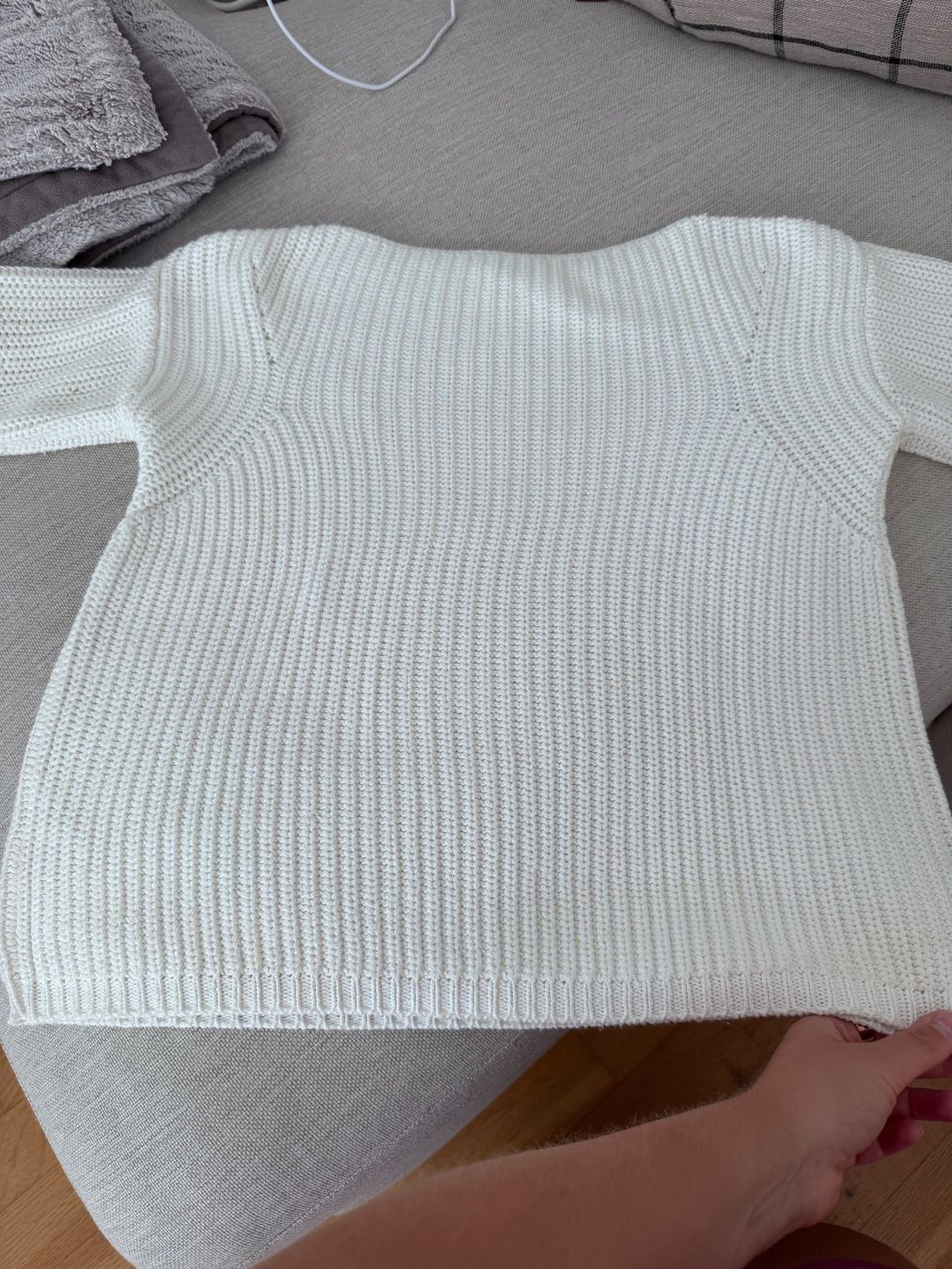 Caroll Pulls & Sweat-shirts: Pullover weiss von Caroll – D'occasion à Dielsdorf par Gioma06 3