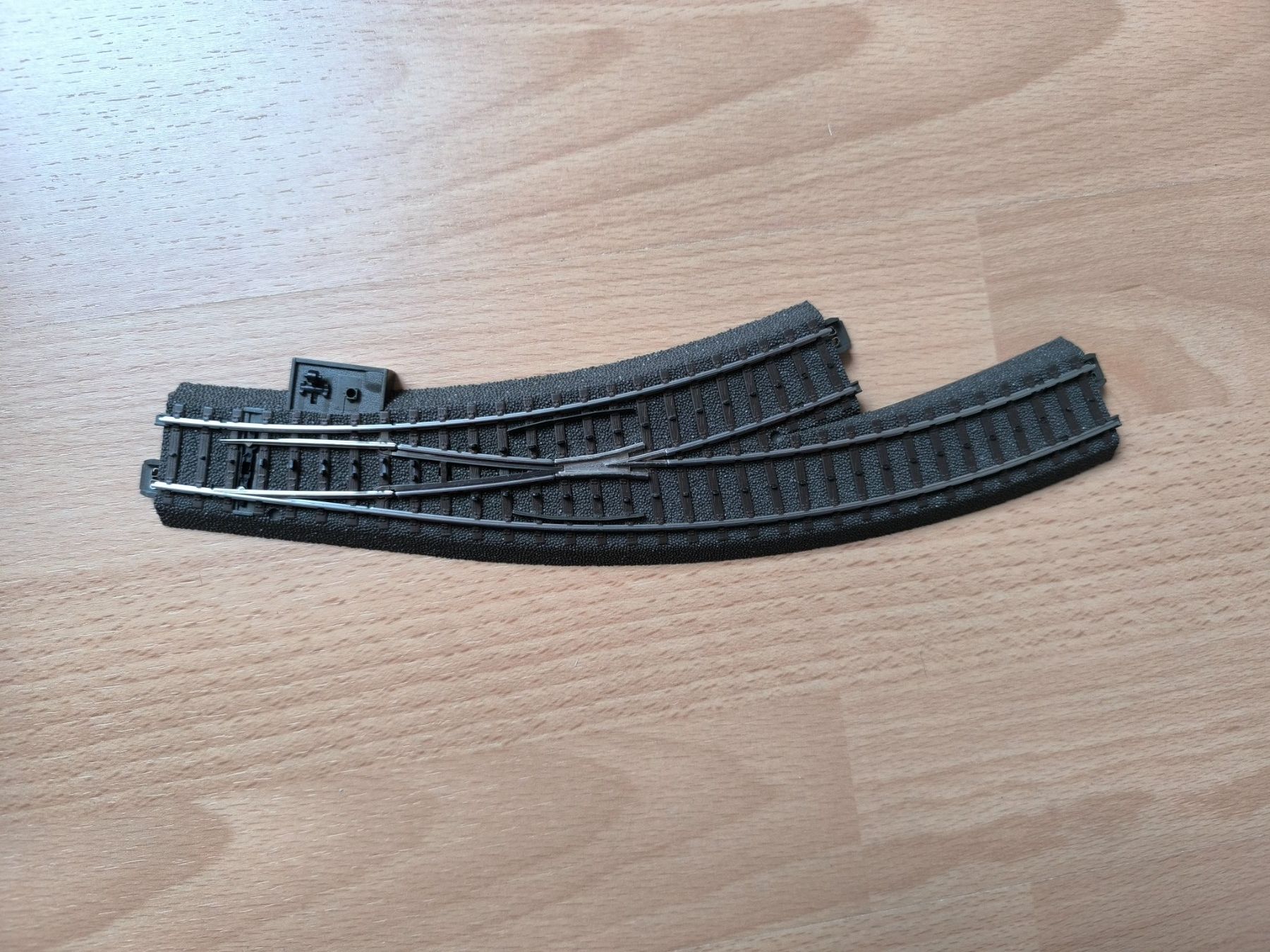 Märklin Modellini di ferrovie: Märklin Bogenweiche links 24671 – Usato da Laupen ZH venduto da midila1