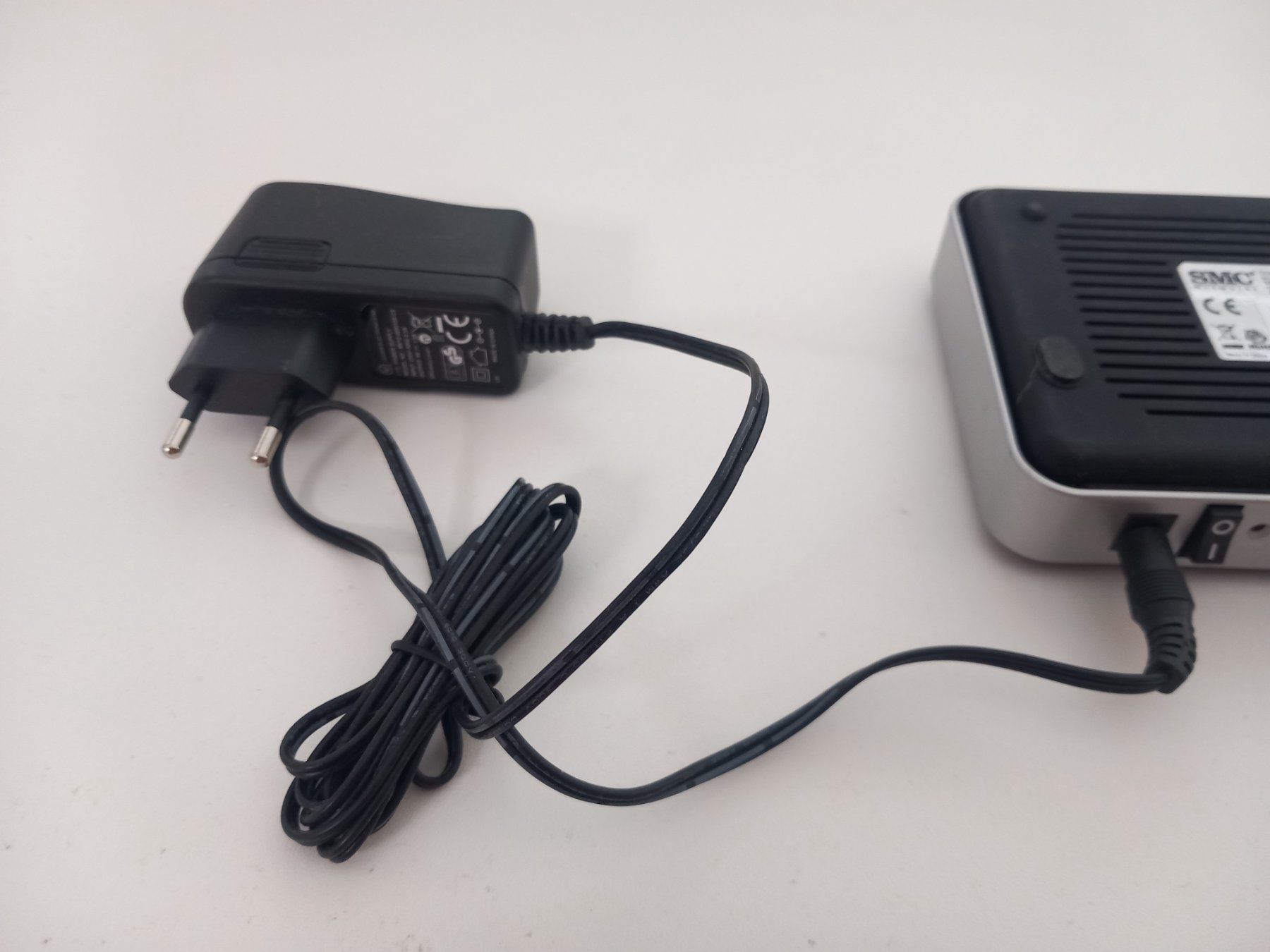 Modems & Router: SMC DSL Modem mit Netzteil gebraucht – Gebraucht aus Oensingen von Wabuoe 4