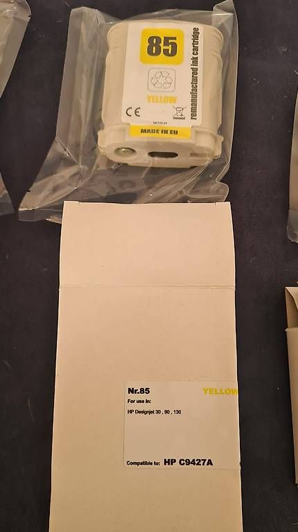 Hewlett Packard Cartucce per stampanti & toner: Drucker Patrone HP C9427A Nr. 85 Yellow – Nuovo e nell'imballaggio originale da Gipf-Oberfrick venduto da Rwin5916
