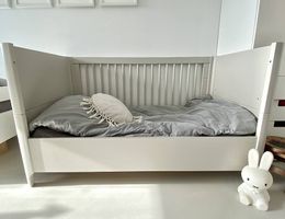 Baby-Kinderbett von Childwood taupe 140x70