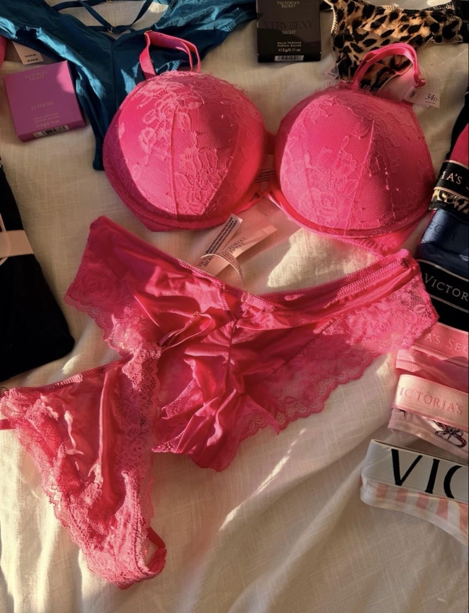 Altra biancheria intima: Dessous Set Gebraucht – Usato da Regensdorf venduto da ayl_2zhy