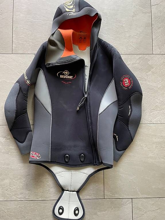 Vestes: Neopren Jacke Gr. L – D'occasion à Wiedlisbach par Potschi0