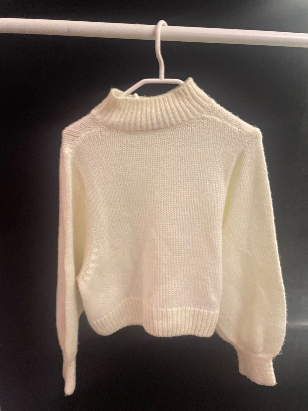 H&M Maglioni & Felpe: Warm Winter Pullover Strick H&M Divided creme, Gr. M – Usato da Wollerau venduto da Poschro68 1