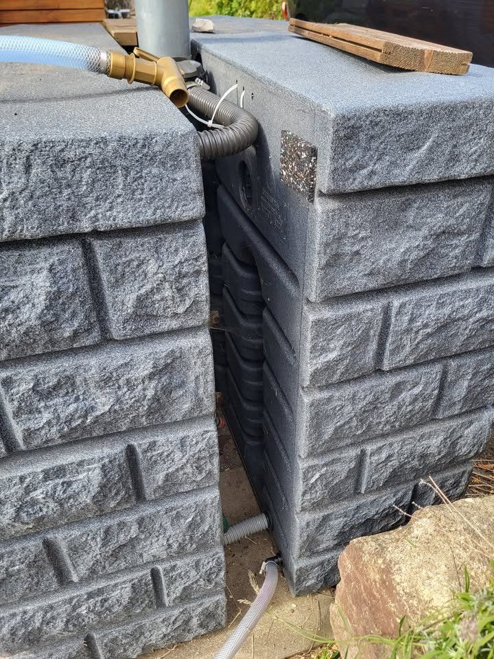 Conteneurs de construction: Regenwassercontainer – D'occasion à Densbüren par plateo 1