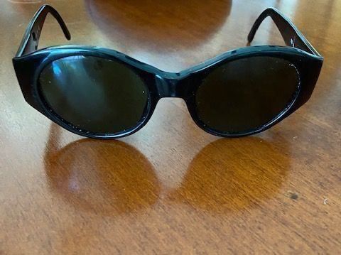 Armani Occhiali & Lenti: Sonnenbrille Armani inkl. Etui ! – Usato da Brügg BE venduto da doppelsalchow