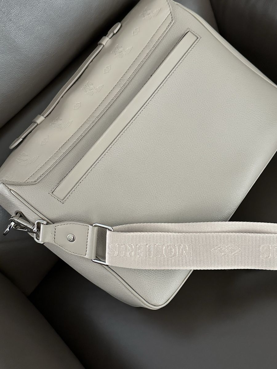 Taschen für Damen: Maison Mollerus Umhängetasche beige – Gebraucht aus Horw von slavi77 2