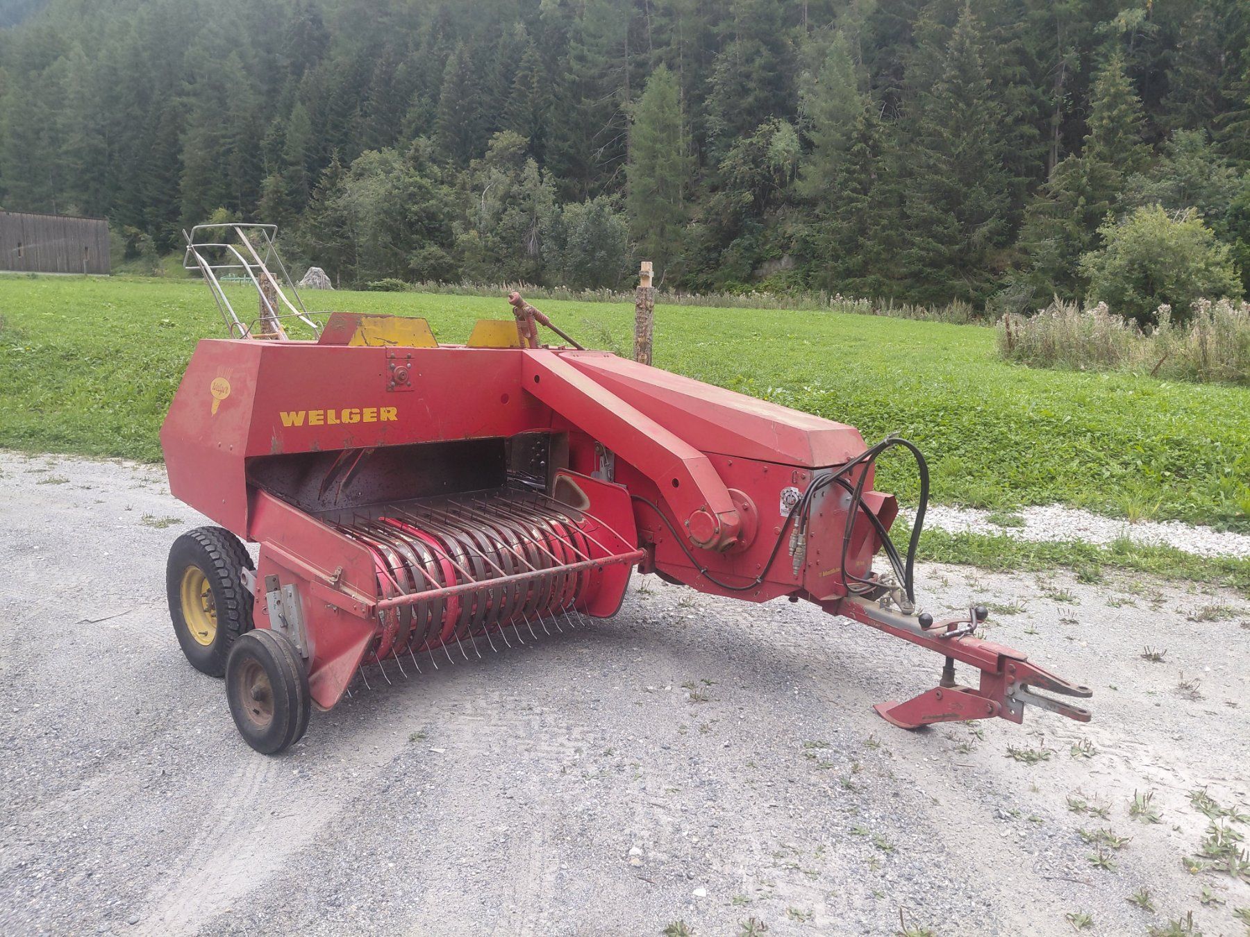 Welger Tutte le macchine: Kleinballenpresse Welger AP45 – Usato da Kippel venduto da Fons38