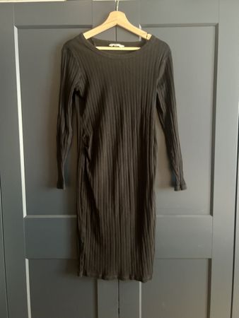 Black Ribbed Pregnancy Dress size M