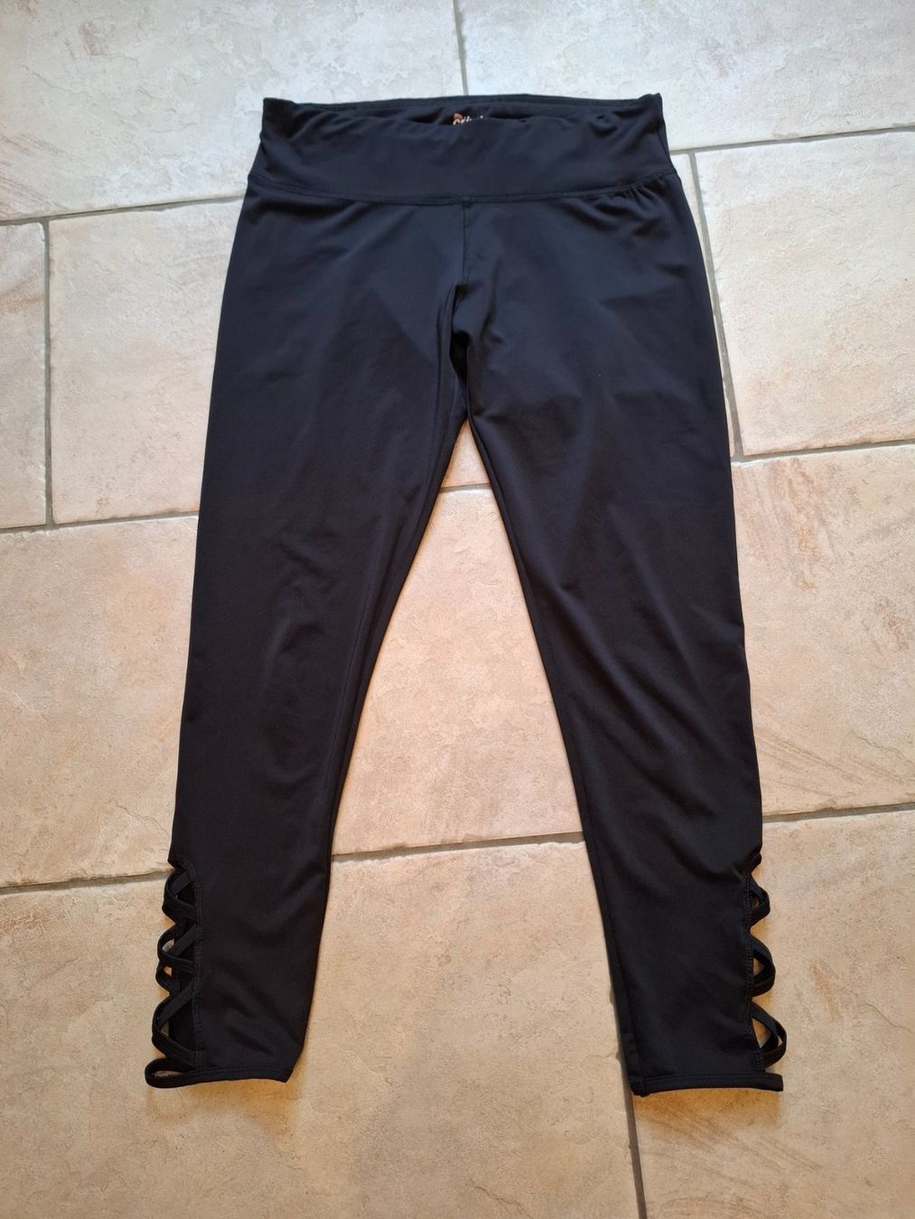Leggings: Sporttights Gr. M – Usato da Wenslingen venduto da kasjupeia