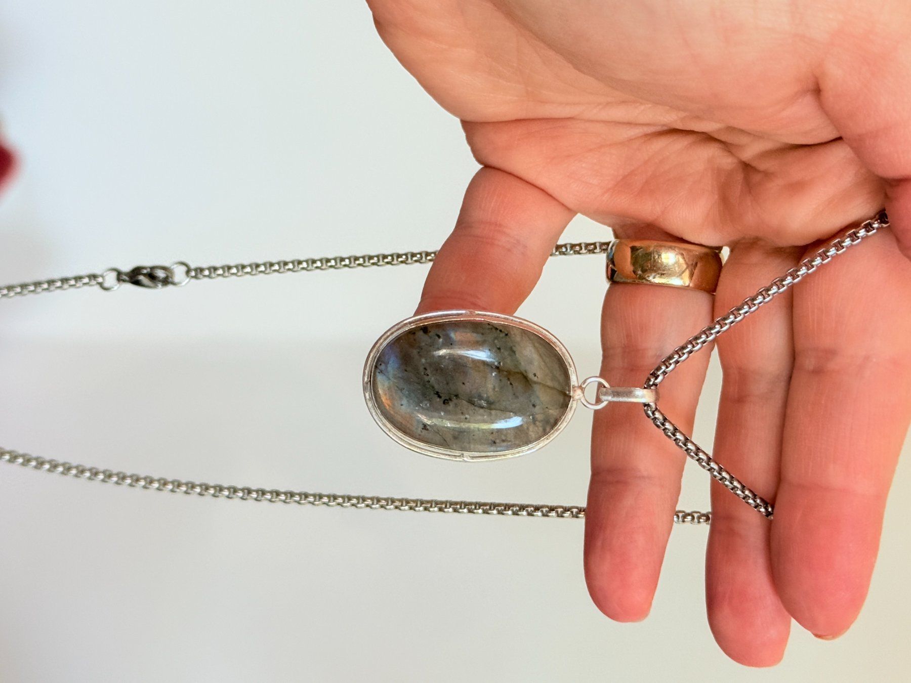 Catenine: Collier Labradorite  - Élégance intemporelle! – Nuovo e nell'imballaggio originale da Genève venduto da AWWA 2