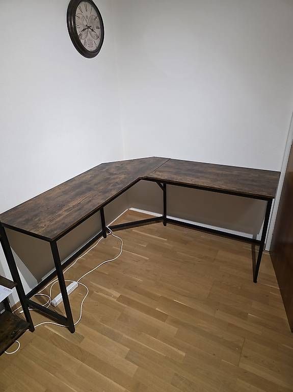 Schreibtische: Schreibtisch von Vasagle in L-Form – Gebraucht aus Schaffhausen von dan_h6hm 2