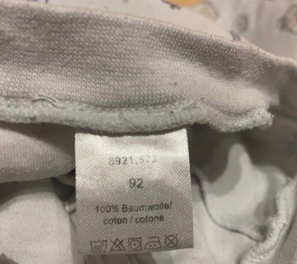 Pyjamas: Pyjama, Schlafanzug Winter Gr 92 – D'occasion à Hüntwangen par fra_7nd2 2