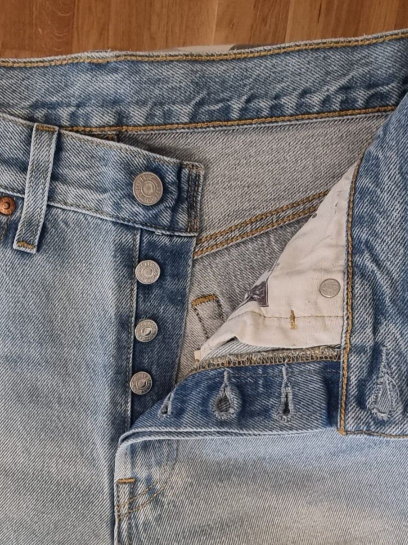 Levi's Jeans: Levi's 501 Jeans Straight W27 L30 – Gebraucht aus Thun von angerber 1