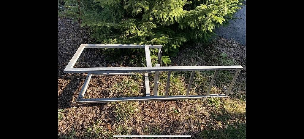 Schwimmbad: Pool Einstieg – Gebraucht aus Weisslingen von inspirieren