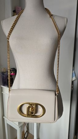 Liu Jo Umhängetasche weiss mit Goldkette guter Zustand