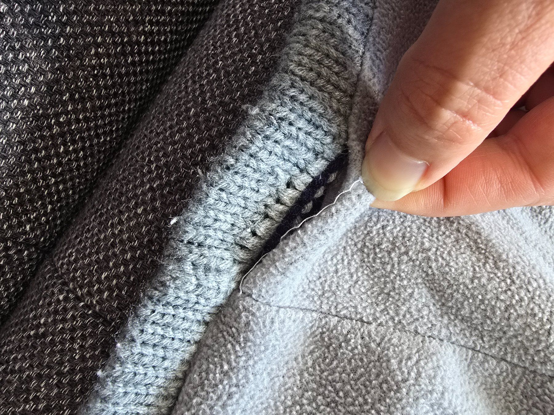 Vestes & Manteaux: Kinder Strickjacke mit Fleece-Futter ca. Gr. 86 – D'occasion à Büttikon AG par Amineah 3