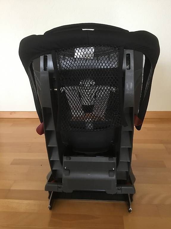 Seggiolini per auto: Römer Duo Kindersitz 9-18kg – Usato da Uetikon am See venduto da mixibuesi 1