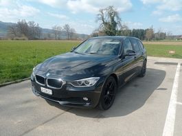 BMW 320d xDrive Touring Sport Line Steptronic