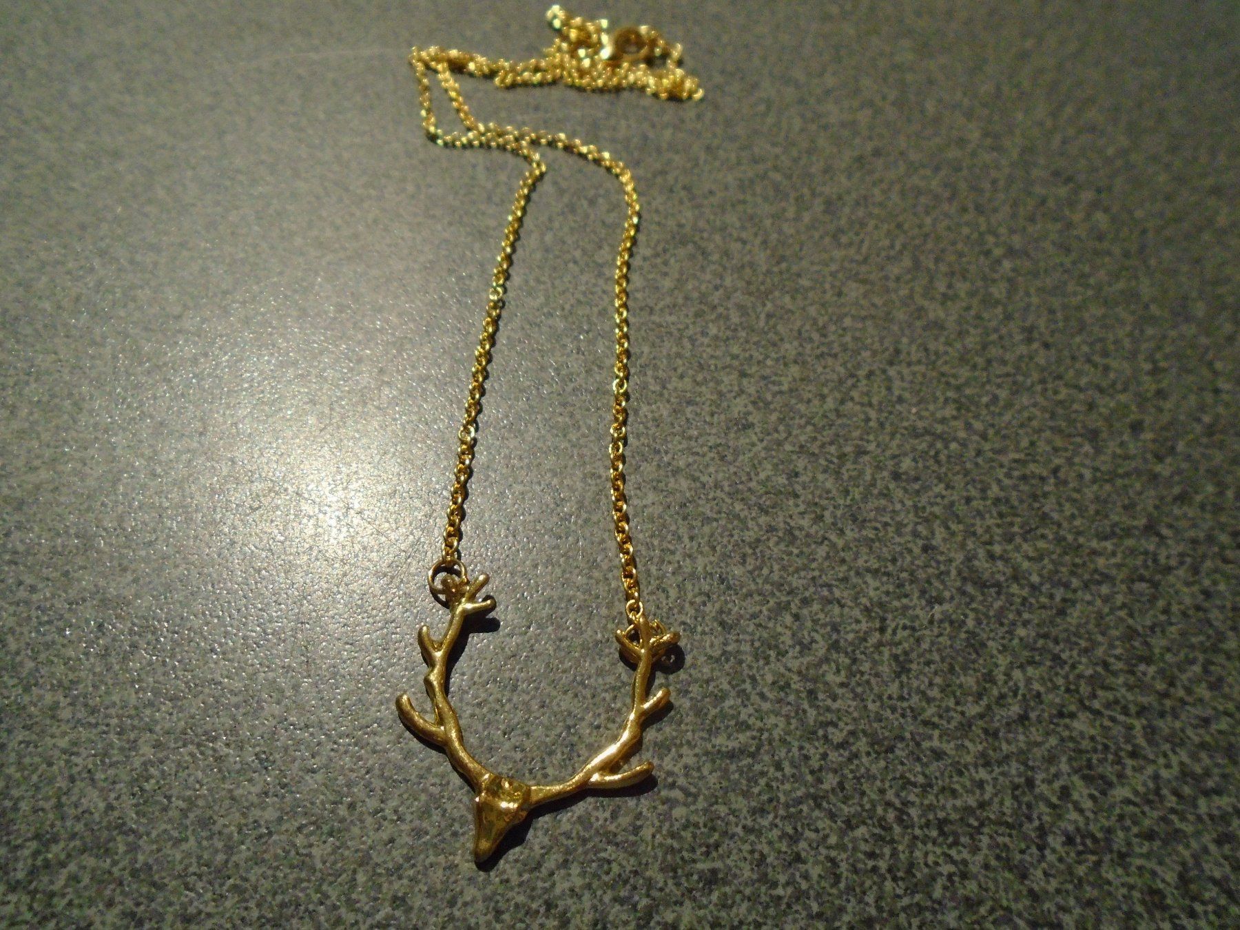 Catenine: Kette goldfarbig, Anhänger Hirsch-Kopf – Nuovo e nell'imballaggio originale da Zürich venduto da abraxas1291