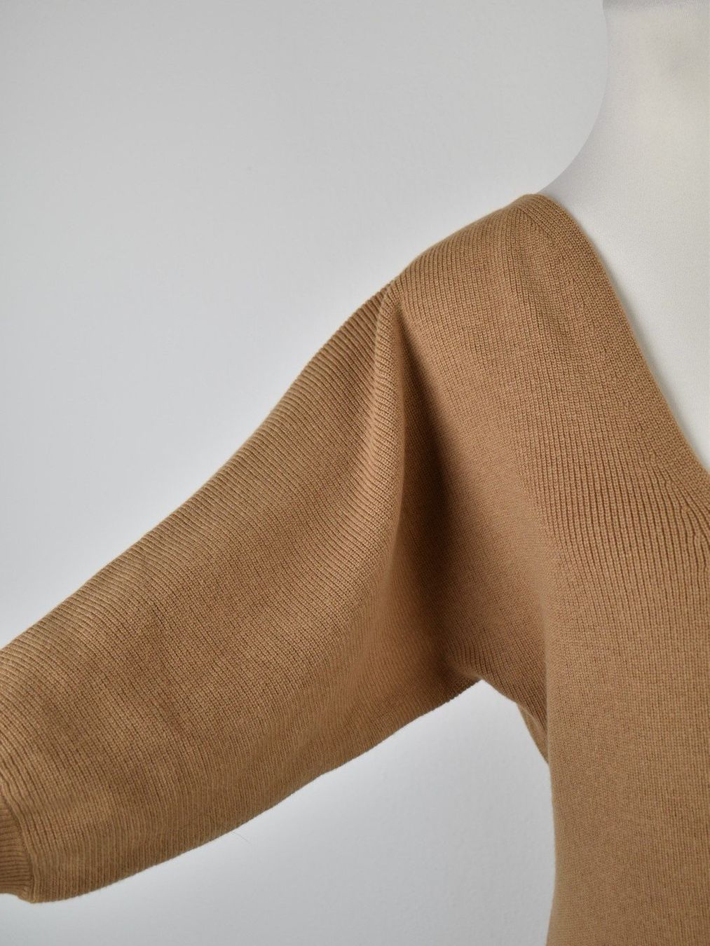 Ba&Sh Vestiti: ba&sh Strickkleid Gr.40, ungetragen – Nuovo (secondo la descrizione) da Nürensdorf venduto da 2ND_STORY 6