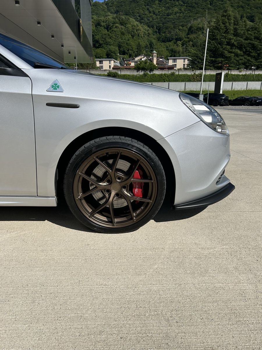 Alfa Romeo Automobili: Giulietta Quadrifoglio 1750 – Usato da Pregassona venduto da Della.Badia 3