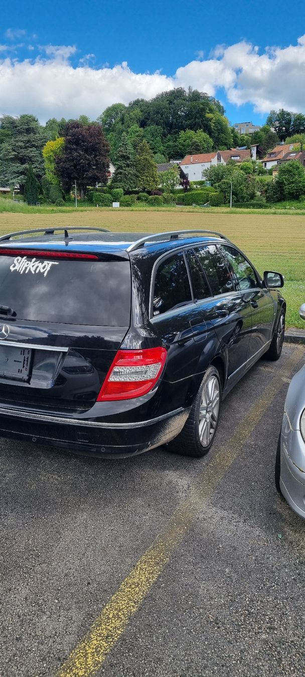 Mercedes-Benz Automobili: Mercedes C220CDI – Difettoso da Yverdon-les-Bains venduto da rev_yr9p 1