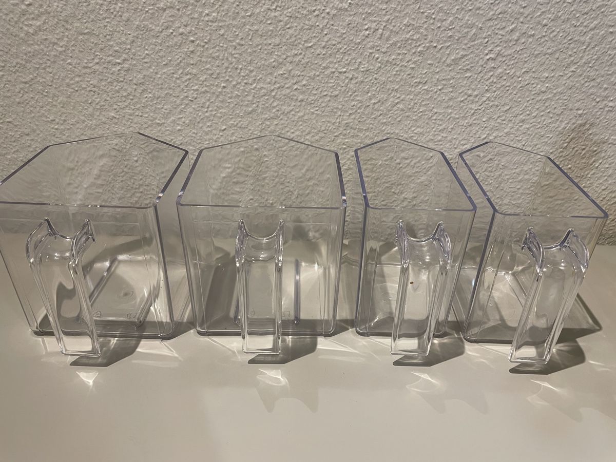 Behälter & Ähnliches: Schütten aus Plastik – Gebraucht aus Münchenstein von Kapris