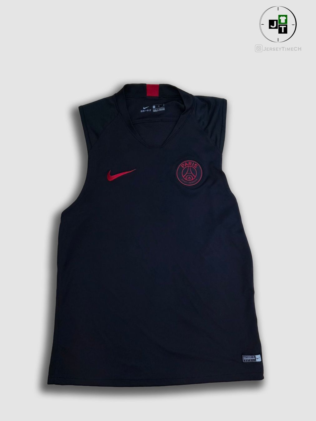 Nike Canottiere & Pantaloni: PSG TRAINING TANK TOP – Usato da Lüchingen venduto da Jersey_Time