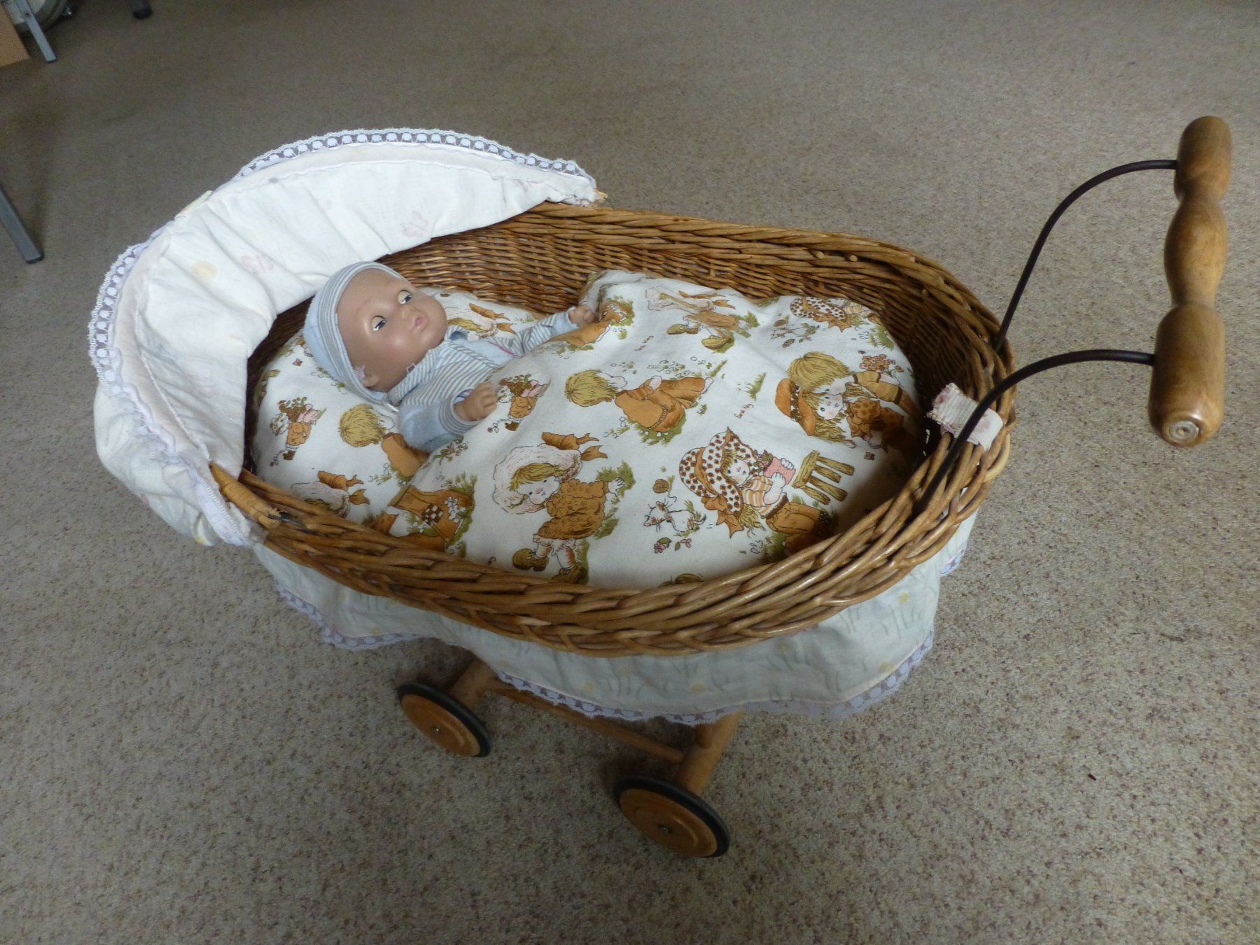 Puppenwagen: Puppen-Stubenwagen – Gebraucht aus Härkingen von  3