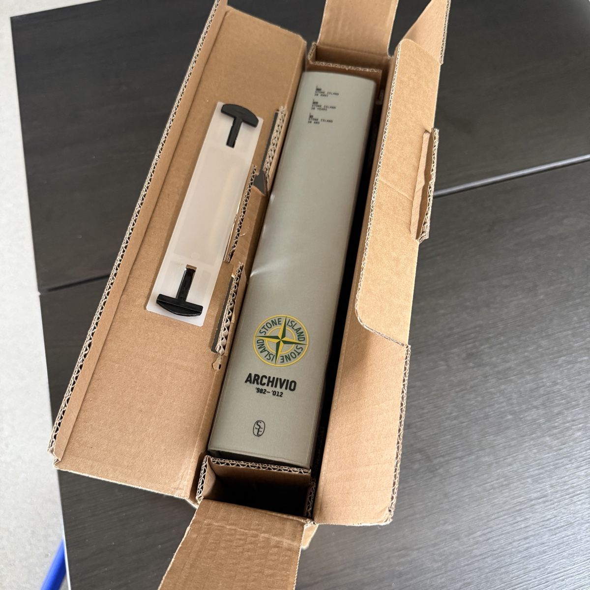 Libri: Stone Island Archivio Buch 1982 - 2012 – Nuovo (secondo la descrizione) da Dübendorf venduto da snk777 3