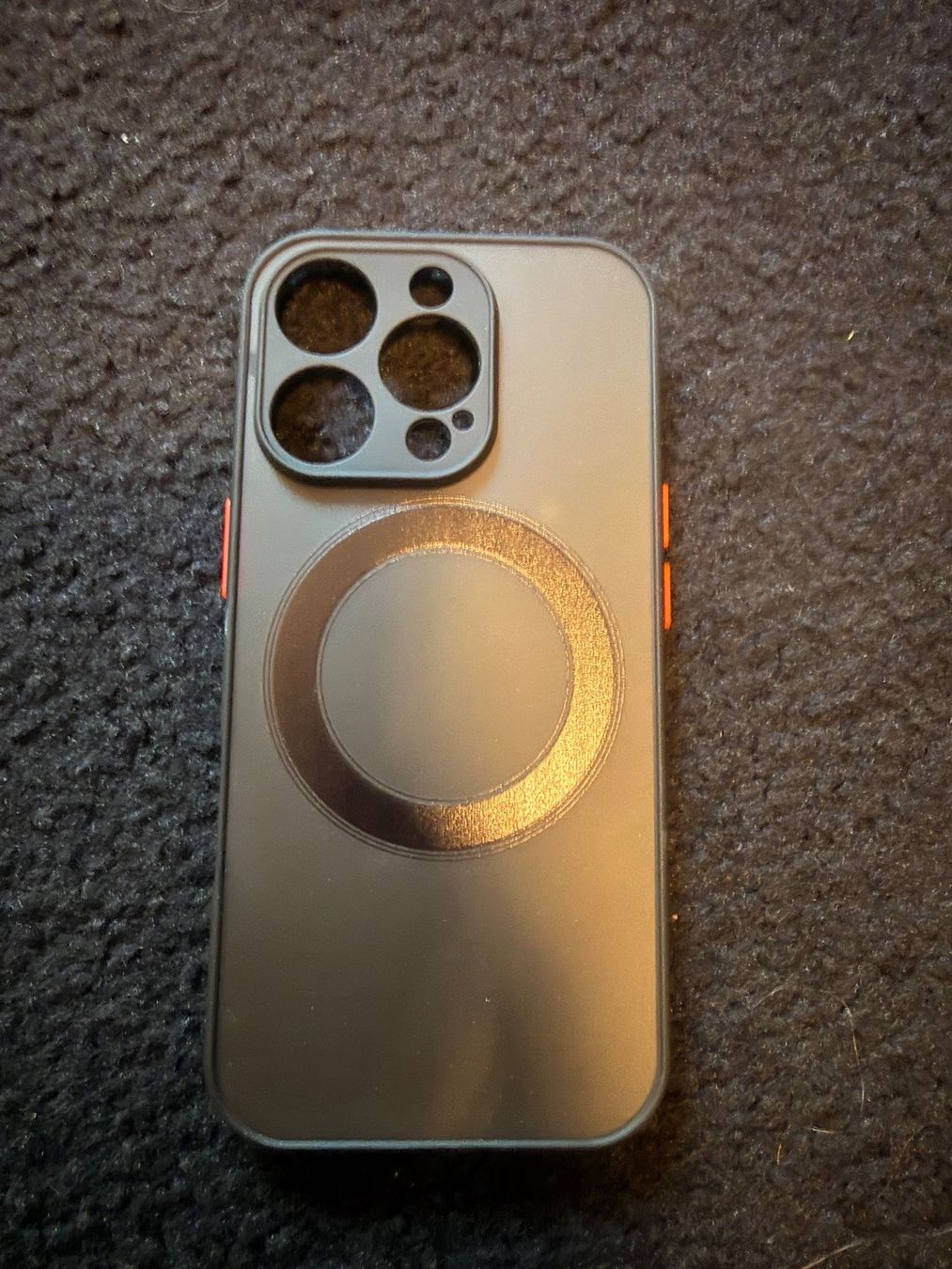 Apple Handys / Smartphones: Händyhülle, iPhone 16 pro – Neu und originalverpackt aus Niederurnen von Carbon21