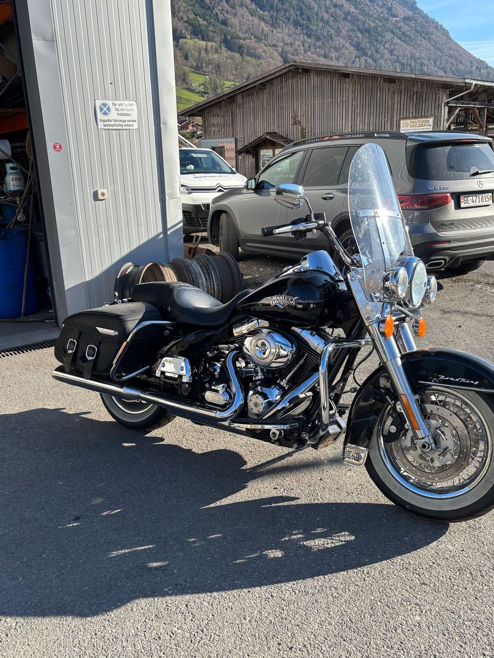 Harley-Davidson Touring: gepflegte Harley Road King – Usato da Ringgenberg BE venduto da mai_ph6w 4