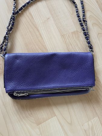 Damen Tasche Lila Lederoptik Kette Schultertasche, neu, Som
