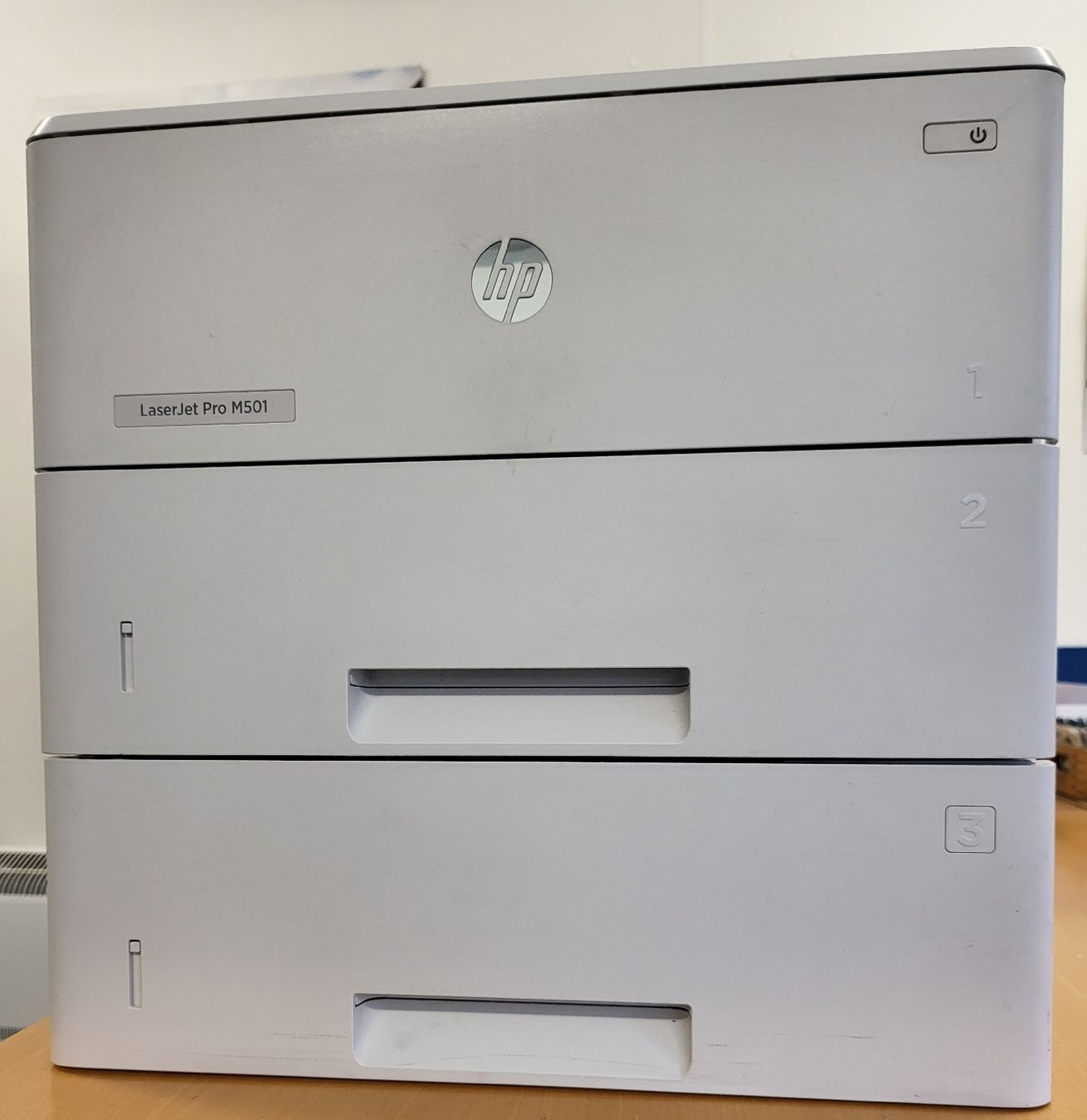 Hewlett Packard Drucker: HP LaserJet Pro M501 – Gebraucht aus Buchs ZH von