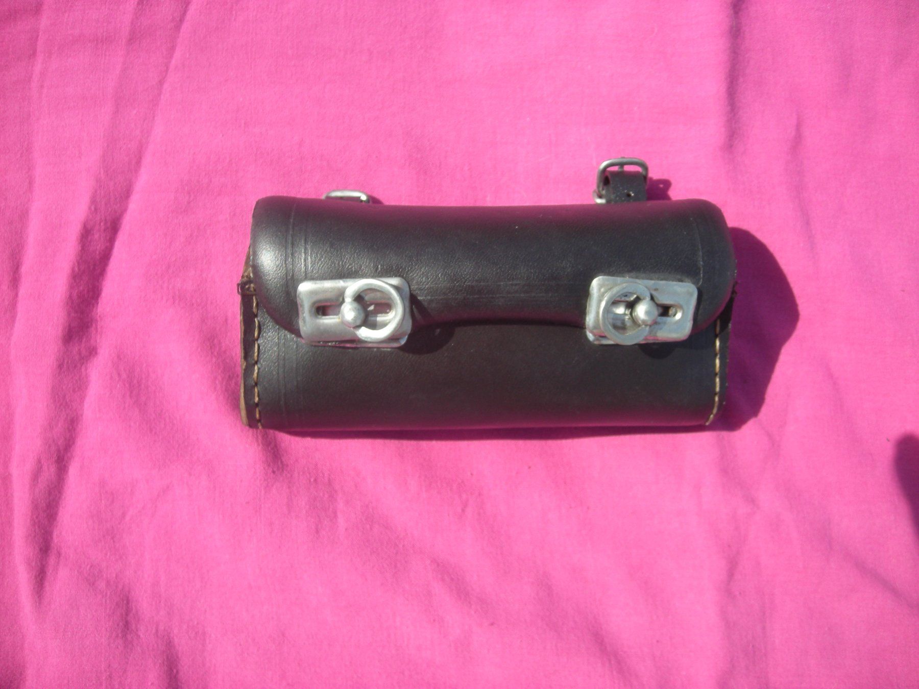 Pezzi di ricambio: Velosattelwerkzeugtasche antik – Usato da Spreitenbach venduto da Sniper8952 4