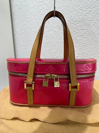 Louis Vuitton Sullivan Handtasche Lackleder Fuchsia Braun
