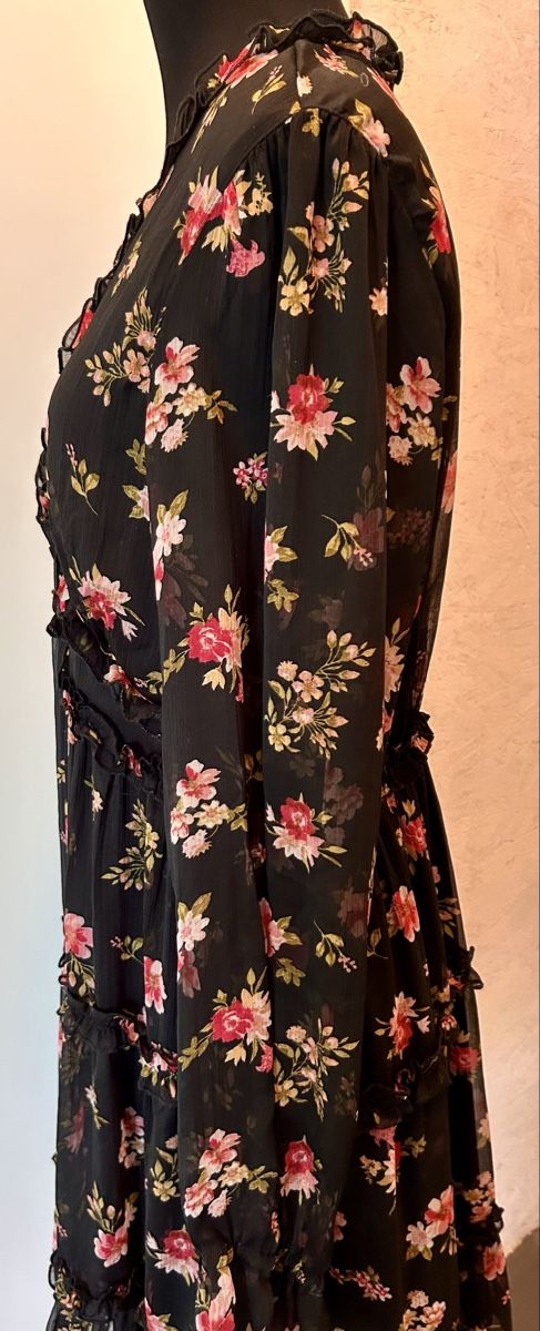 Vero Moda Vestiti: Vero Moda Kleid, Grösse XL – Nuovo (secondo la descrizione) da Oberhasli venduto da anzis 2