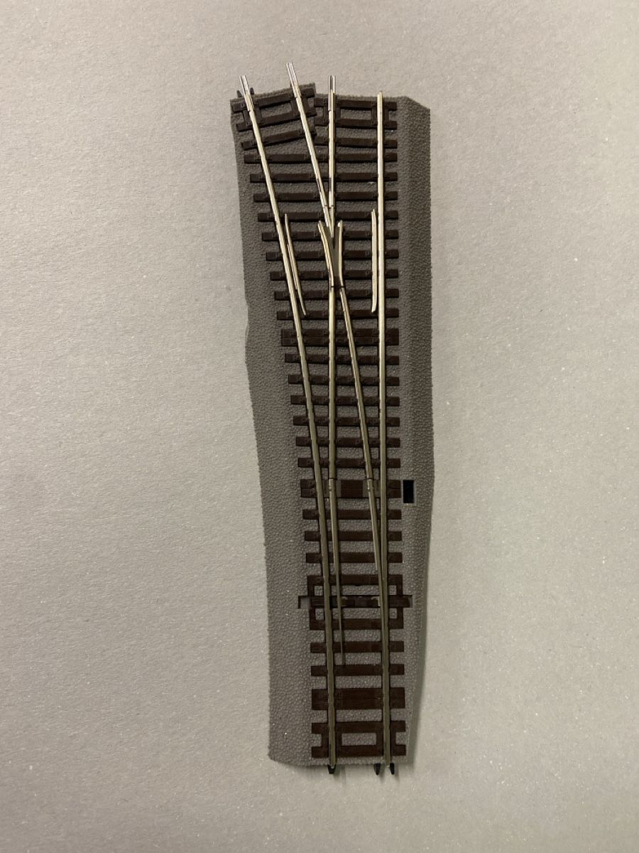 Roco Modellini di ferrovie: Roco Line Weiche links 15 – Usato da Schlosswil venduto da Muesli75