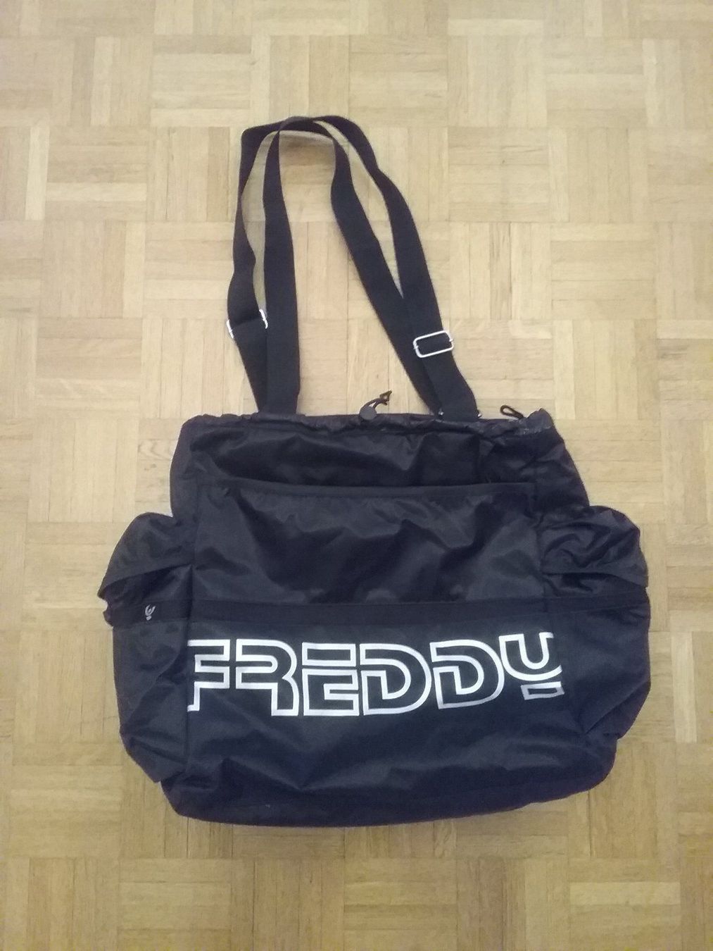 Taschen: Borsa da sport - Sporttasche – Gebraucht aus Camorino von c_raf