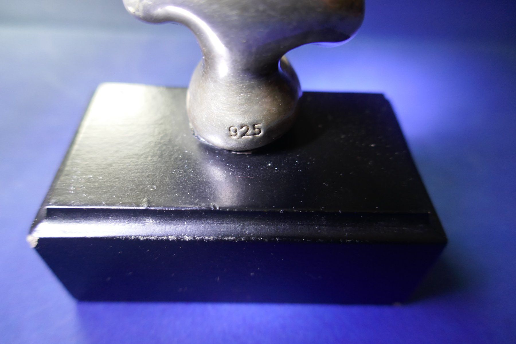 Skulpturen & Statuen: Silber  925 Mutter mit Kind  auf Holzsockel siehe Bilder – Gebraucht aus Neuwilen von Sommervog1 1